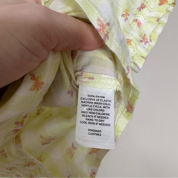 New Abound Yellow Crop Floral Top Short Sleeve XS - Picture 6 of 6